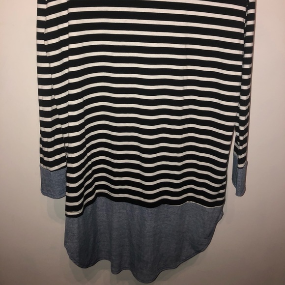 Eloges Tunic - Picture 2 of 2